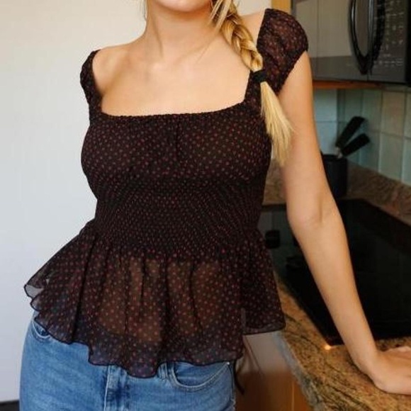 NWOT Urban Outfitters Black and Red Patterned Top - Picture 5 of 5